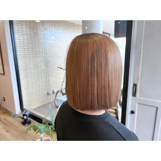 ミディアム カラー ツキダテ ユイのヘアスタイル