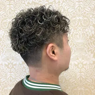 ショート カラー パーマ メンズ 🐠寒色系×パーマ 櫻井　麿偉🐏のヘアスタイル