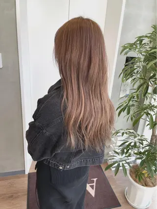 セミロング カラー yoshi （髙橋）のヘアスタイル