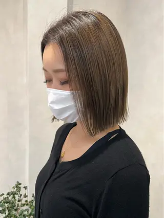 ミディアム カラー IVY villa Suzu.のヘアスタイル