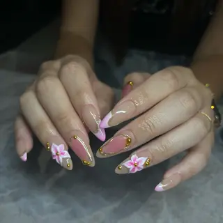 ネイル IROHA nail Ami🐊🎀のネイルデザイン
