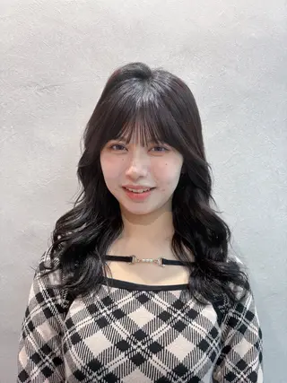 セミロング 𝐘𝐮𝐢 ⠀⠀のヘアスタイル