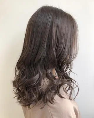 ミディアム カラー 【透明感、艶髪】西村 有司のヘアスタイル
