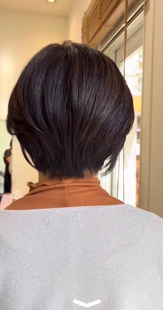 ショート 石原 陽菜のヘアスタイル