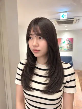 ロング カラー ヤスマルユイカ 髪質改善/透明カラーのヘアスタイル