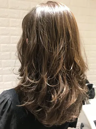 ロング カラー パーマ ご新規様限定 透明感カラーKANAのヘアスタイル