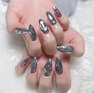 ネイル AURA NAIL 🌟鶴見店のネイルデザイン