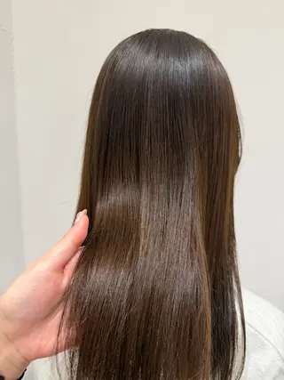 セミロング カラー 村岡 希蘭のヘアスタイル