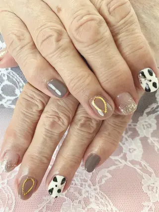 ネイル レイレア ネイルルームのネイルデザイン