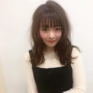 ミディアム カラー ヘアアレンジ 千葉 恭兵のヘアスタイル
