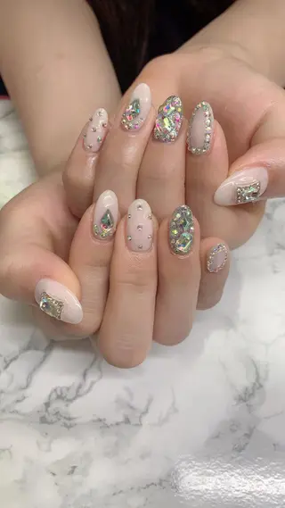 ネイル はな💎ネイル ワンホン、長さ出しのネイルデザイン