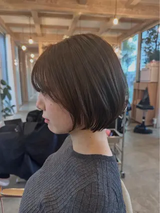 ミディアム NISHI (ニシ)のヘアスタイル
