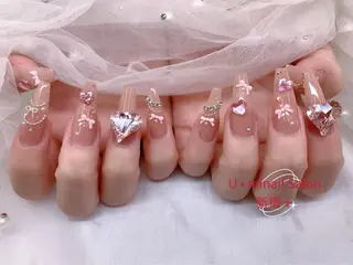 ネイル UMI ネイルサロン新宿🎀のネイルデザイン