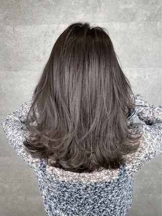 セミロング カラー パーマ _WHITE本通店 喜多村天斗のヘアスタイル