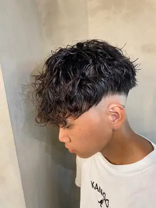 ショート パーマ メンズ ツイスパ特化 石川 歳也のヘアスタイル