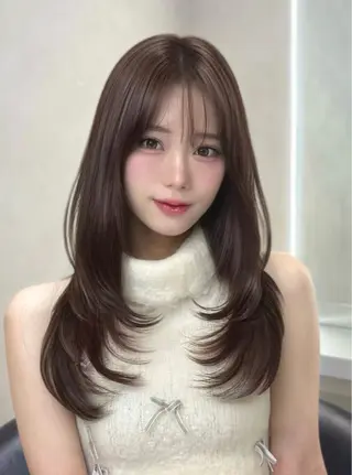 ロング カラー 韓国風レイヤーカラー ライムのヘアスタイル