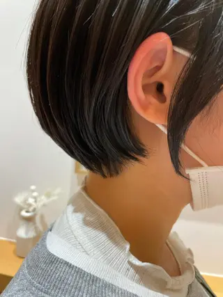 ショート ARMONY秋山輝也 コテ巻き風パーマ特化のヘアスタイル
