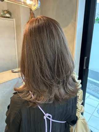 セミロング カラー Haru/THREE …by velvetのヘアスタイル