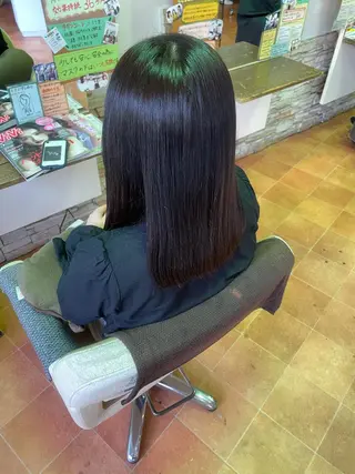 セミロング カラー 山口 彩海のヘアスタイル