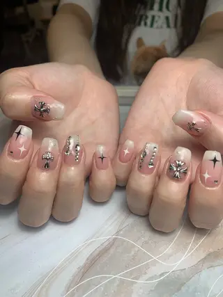 ネイル akina nailsのネイルデザイン
