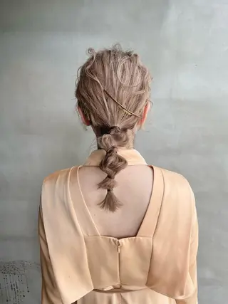 ロング ヘアアレンジ ハイトーンカラー♡ yuのヘアスタイル