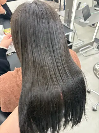ロング カラー 瀬守 秀哉のヘアスタイル