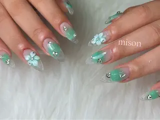 ネイル mison 安形友花のネイルデザイン