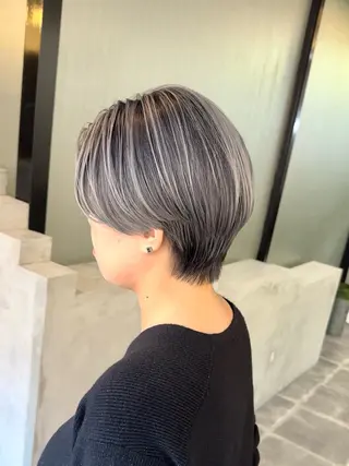 ショート _WHITE本通店 喜多村天斗のヘアスタイル