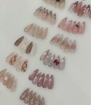 ネイル Elle. RIONのネイルデザイン