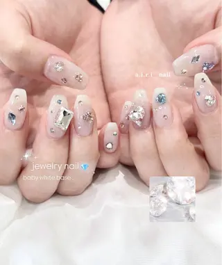 ネイル 𝗮𝗶𝗿𝗶 🌙のネイルデザイン