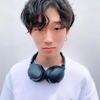 ショート パーマ メンズ 中川 竜誠のヘアスタイル