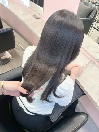 ロング saeri MATTYのヘアスタイル