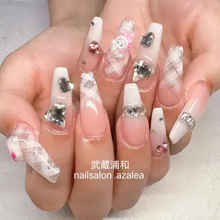 ネイル R inのネイルデザイン