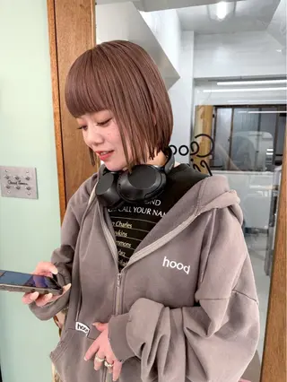 ショート 【ハイトーン特化】 Hugのヘアスタイル