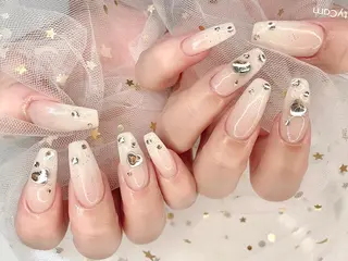 ネイル I-nailロング /ワンホン/キラキラのネイルデザイン