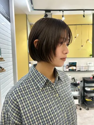 ショート カラー hubhair レイヤー/透明感のヘアスタイル