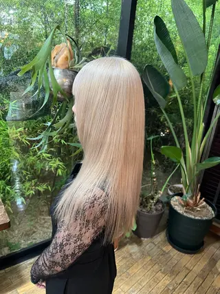 ロング カラー 只野 真衣のヘアスタイル