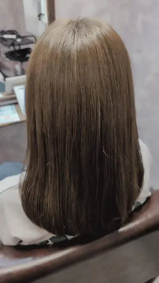 ロング カラー 佐藤 璃咲のヘアスタイル