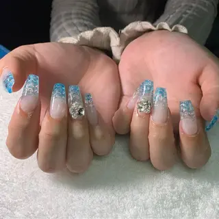 ネイル MHR nailのネイルデザイン