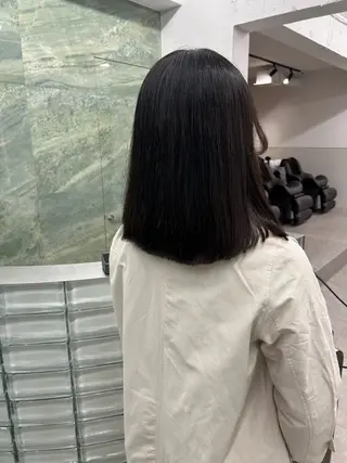 ミディアム ここな Un amiのヘアスタイル