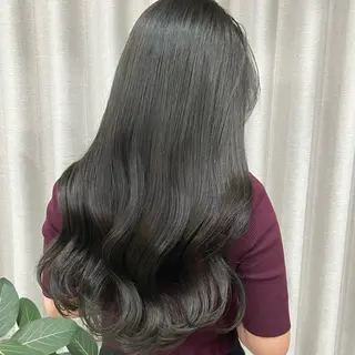 ロング カラー akane/オリーブ /ベージュのヘアスタイル