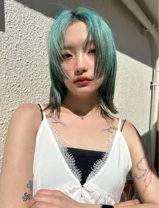 ミディアム カラー ヘアアレンジ ダブルカラー 小島千夏のヘアスタイル