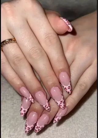ネイル Nail Kihi アミ🌷のネイルデザイン