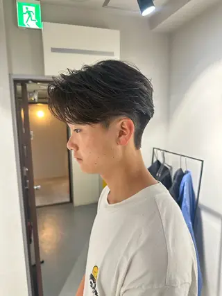 ミディアム パーマ メンズ 💈ニュアンスパーマ センターパート💈のヘアスタイル