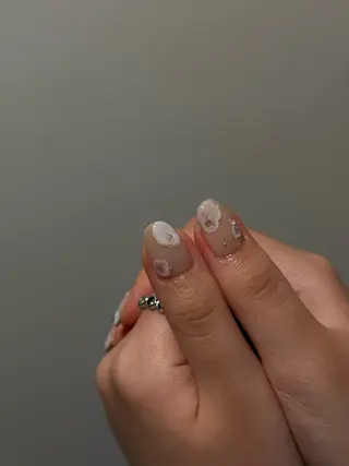 ネイル Manon Yuiのネイルデザイン