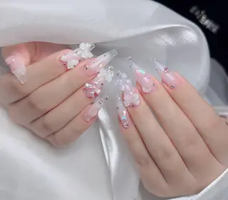 ネイル Julie NailSalonのネイルデザイン