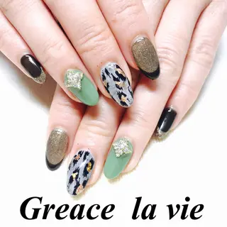 セミロング カラー パーマ キッズ ネイル マツエク・マツパ Greace  la vieのネイルデザイン