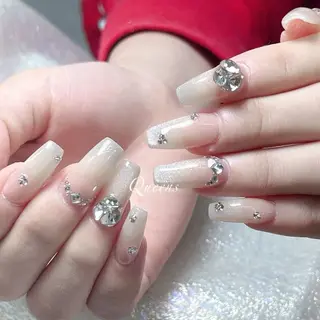 ネイル Queens テイのネイルデザイン