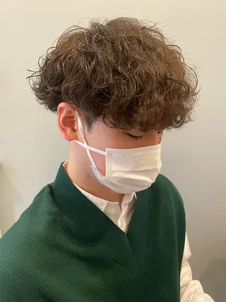 ミディアム パーマ メンズ 似合う髪型見つけます AYAKAのヘアスタイル