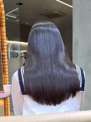 セミロング 縮毛矯正Rina🩶 銀座のヘアスタイル